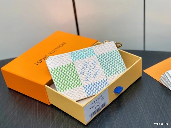 VUITTON LOUIS Holder-12*8*0.8cm Romy Card 0402